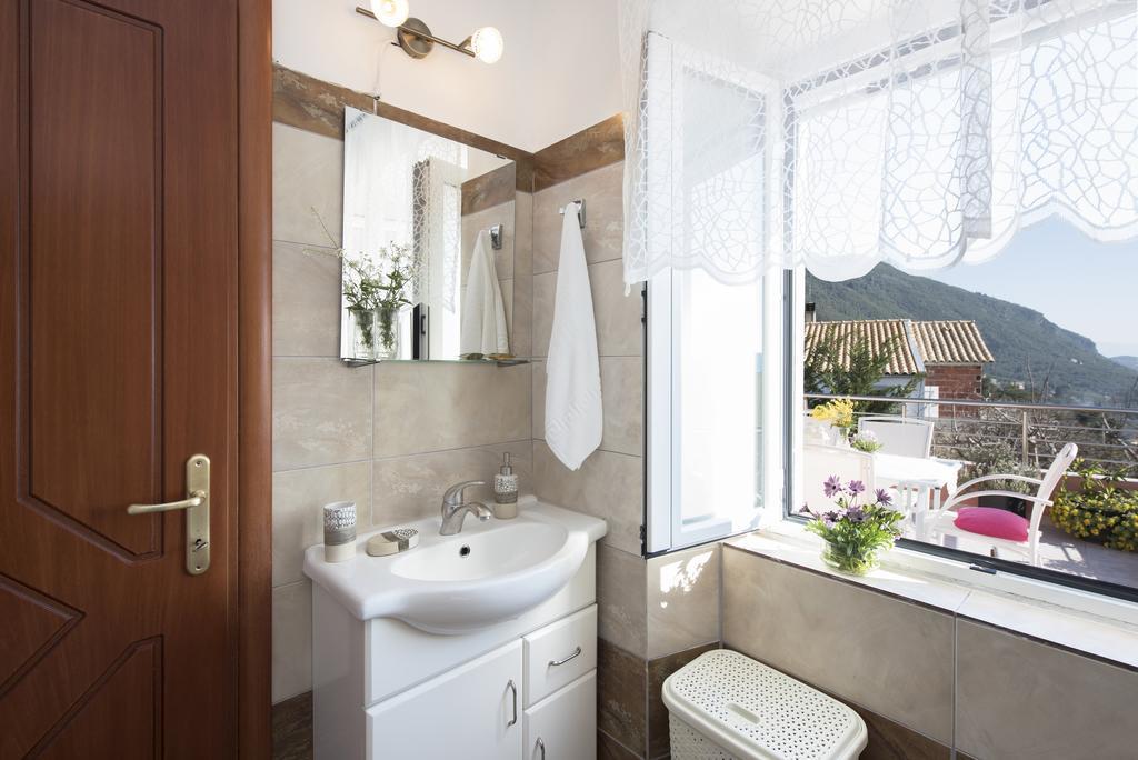 Lala Cottage Ano Korakiana Ngoại thất bức ảnh